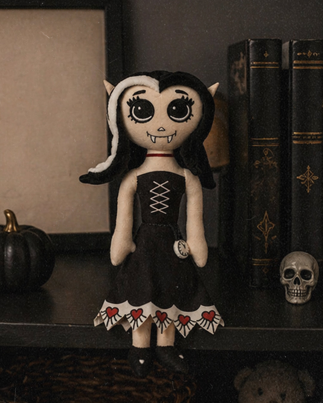 Dracalina Plush. Glow in the dark watch