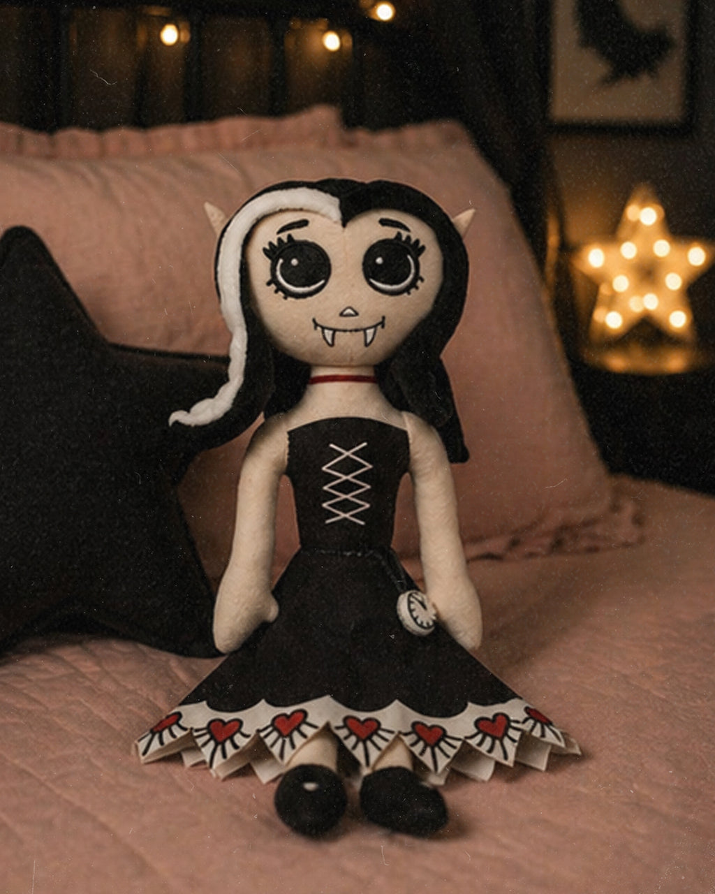 Dracalina Plush. Glow in the dark watch