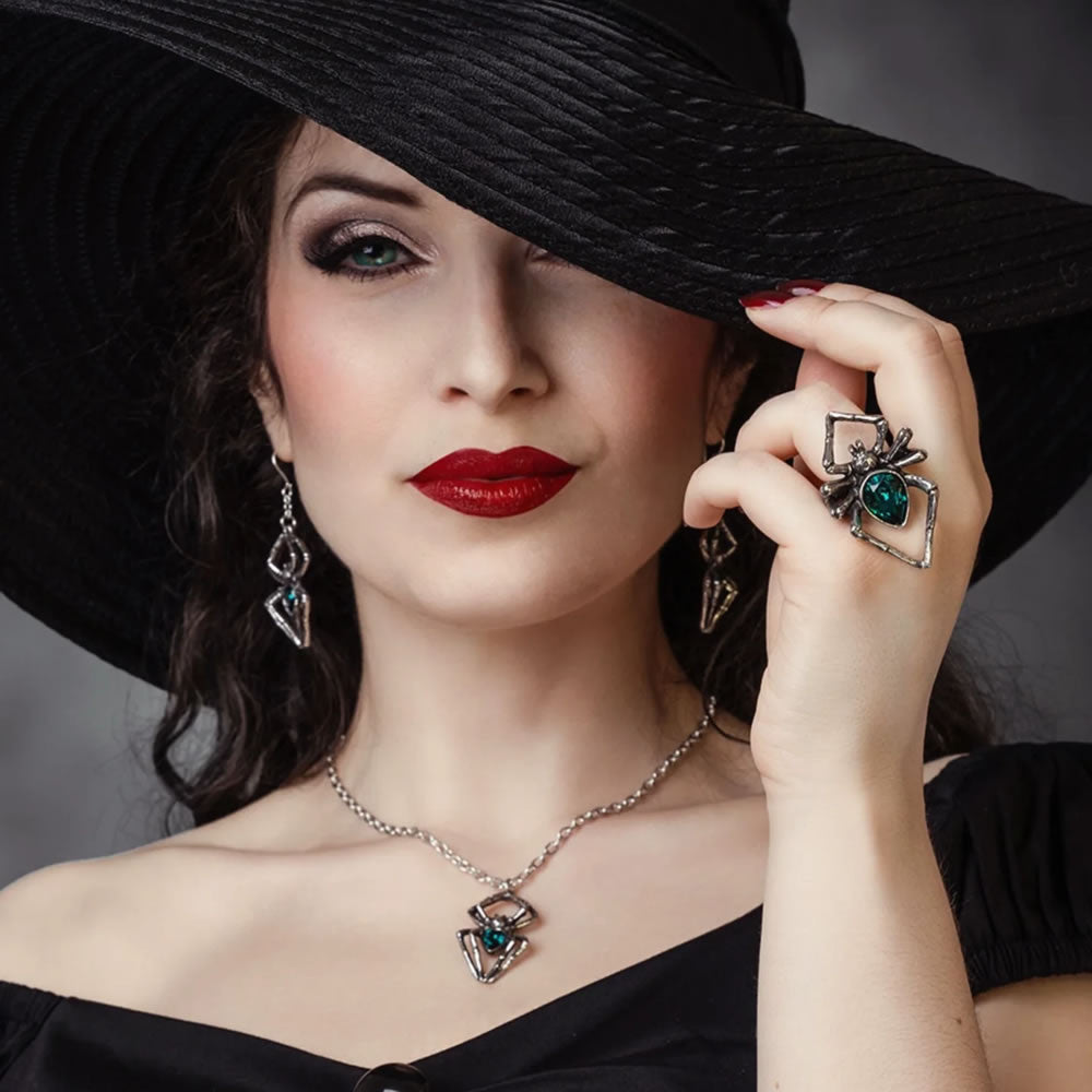 Emerald Venom Earrings