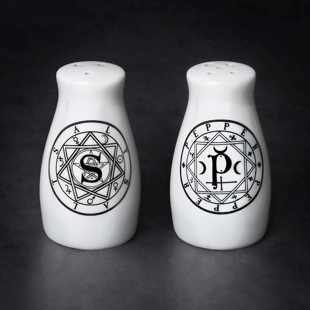 S & P Salt & Pepper Set
