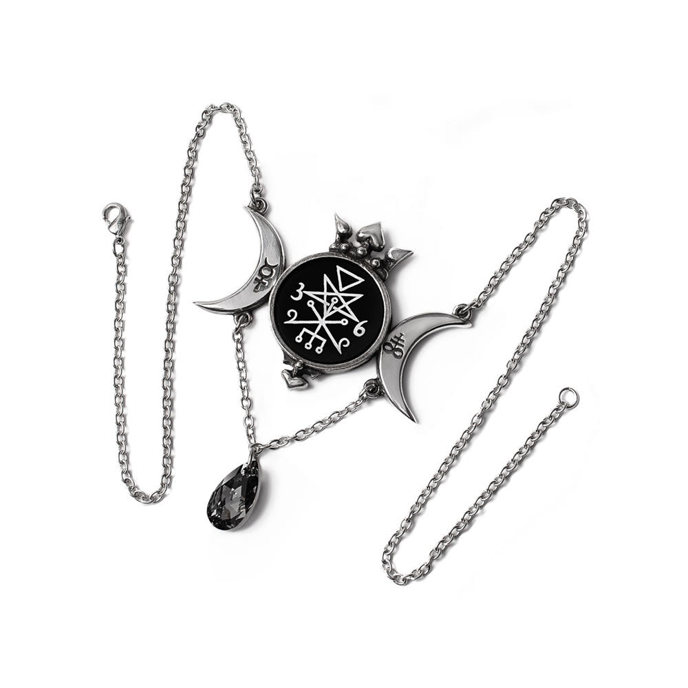 Wycca Queen Necklace