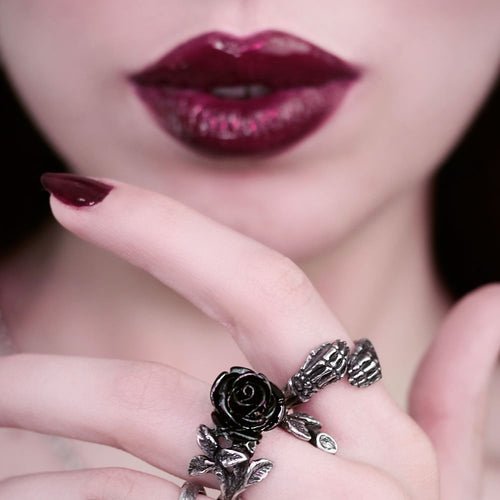 Wild Black Rose Ring